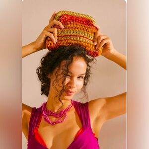 NWOT ~ Free People “Sweet Emotions” Clutch~Crossbody.